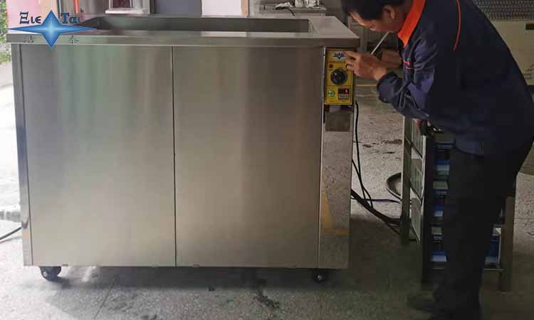 超聲波清洗機(jī)的分類介紹 超聲波清洗機(jī)的分類介紹