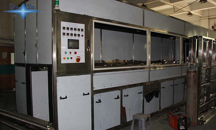 全自動超聲波清洗機選擇哪個廠家好，應(yīng)用場景有哪些？