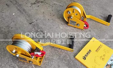 超聲波清洗機(jī)在半導(dǎo)體行業(yè)的應(yīng)用及清潔方法