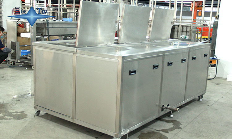 超聲波清洗機容器選擇指南：材質、設計與應用