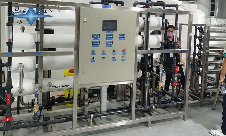 深入了解超聲波清洗機清洗槽：結構、材質與性能影響因素